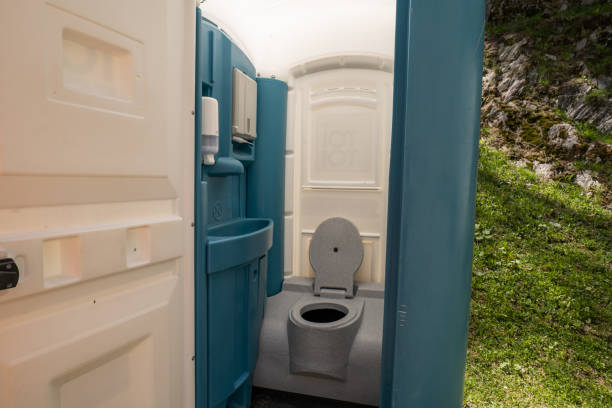Best Porta potty delivery and setup  in Drexel, OH
